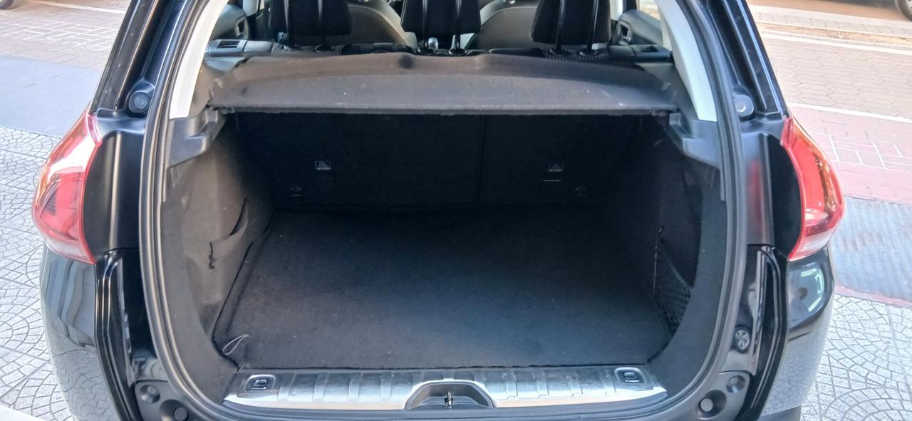PEUGEOT 2008 BLUE HDi 100 GT LINE