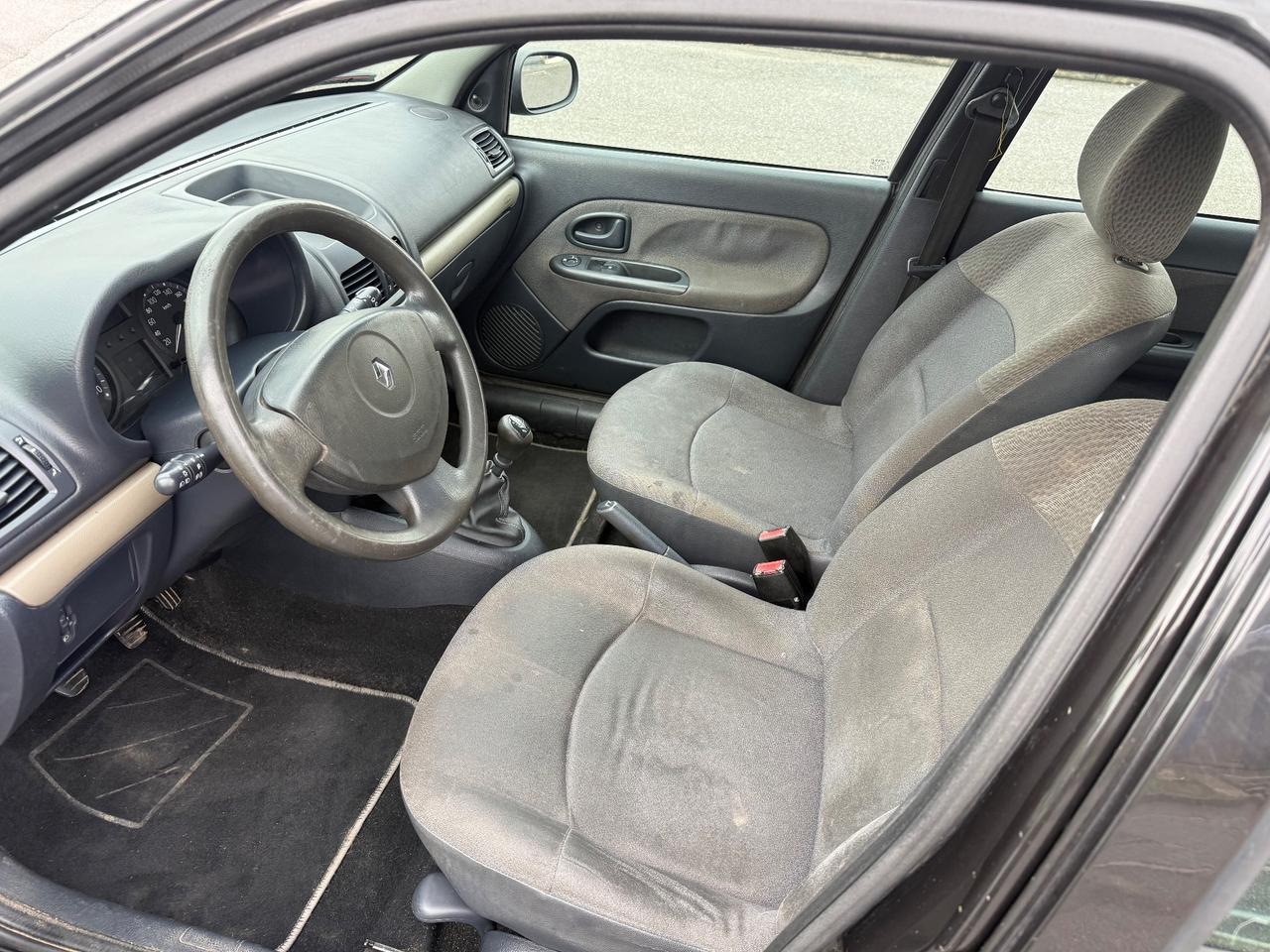 Renault Clio 1.2 16V cat 5 porte Luxe Privilège