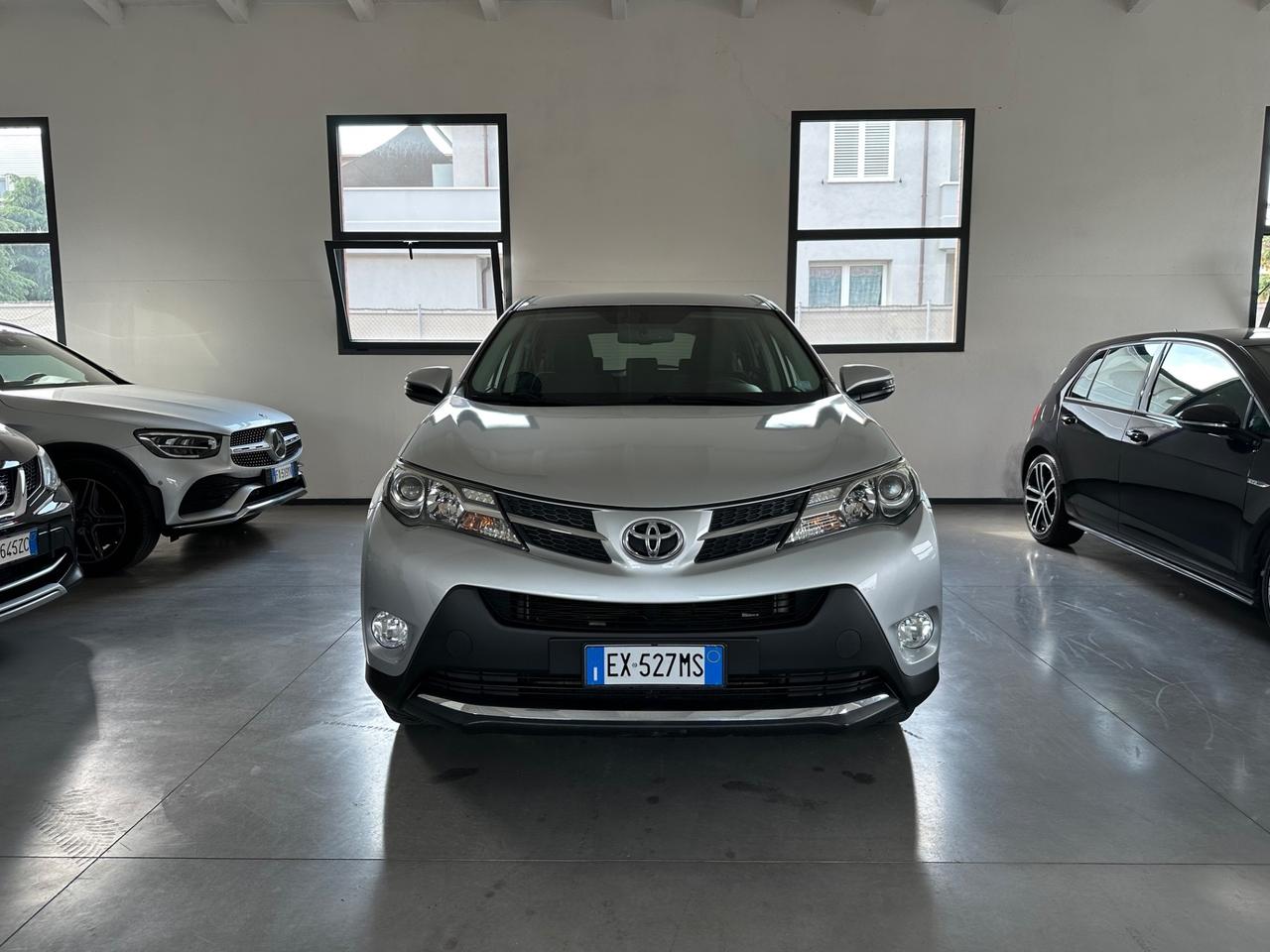 Toyota RAV 4 RAV4 2.0 D-4D 4WD Lounge