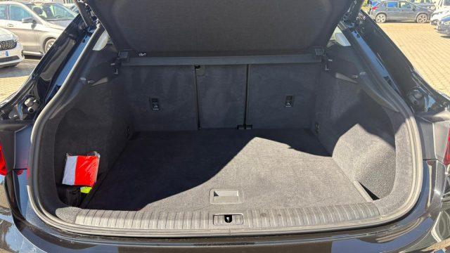 AUDI Q3 SPB 35 TDI quattro S tronic Bus. Plus IVA ESPOSTA