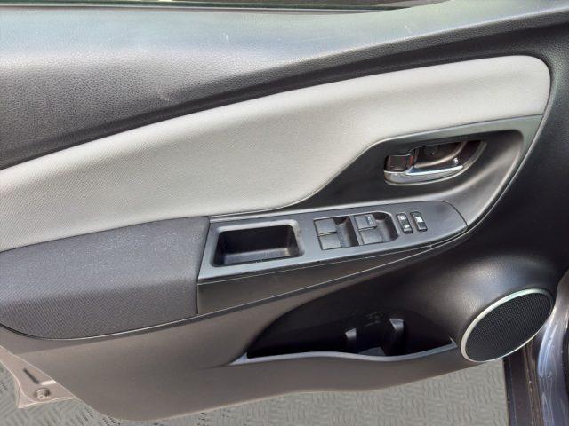 TOYOTA Yaris 1.5 hybrid business