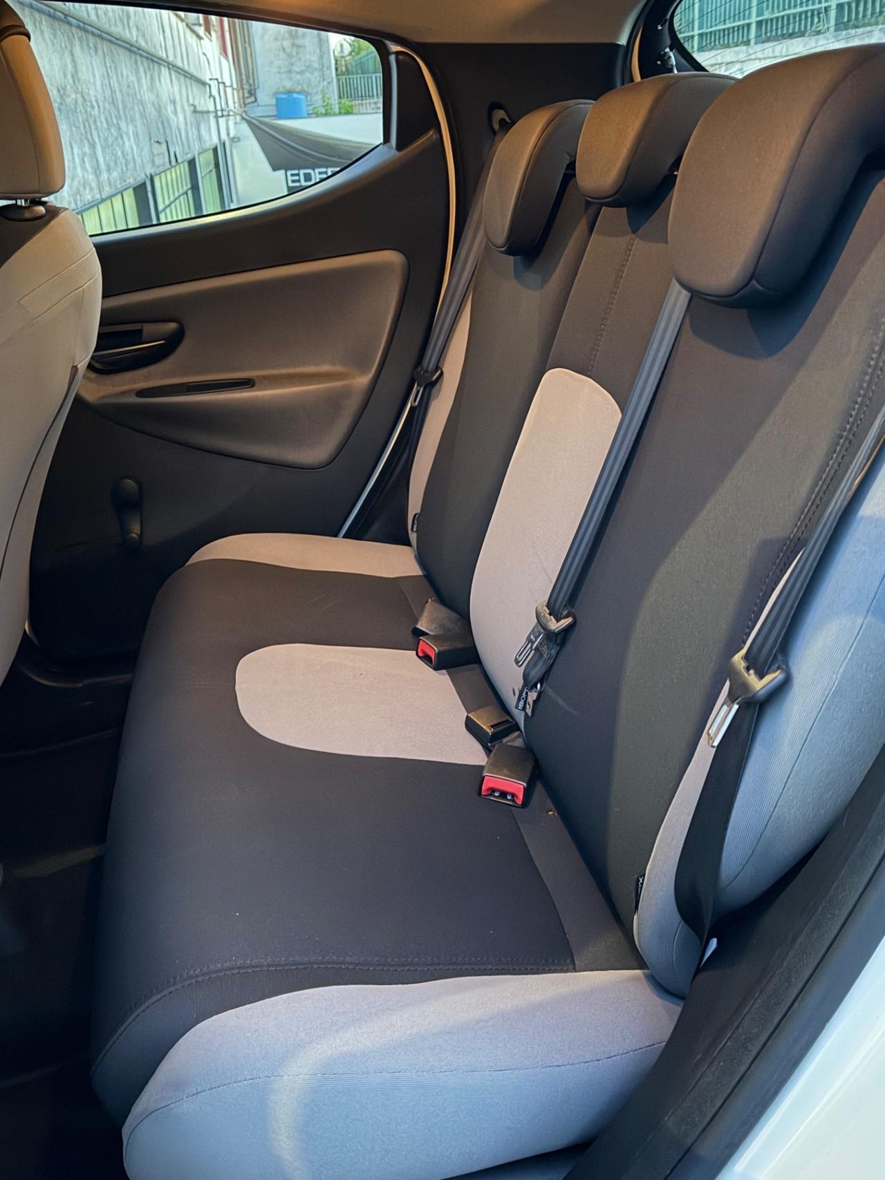 Lancia Ypsilon ECOCHIC