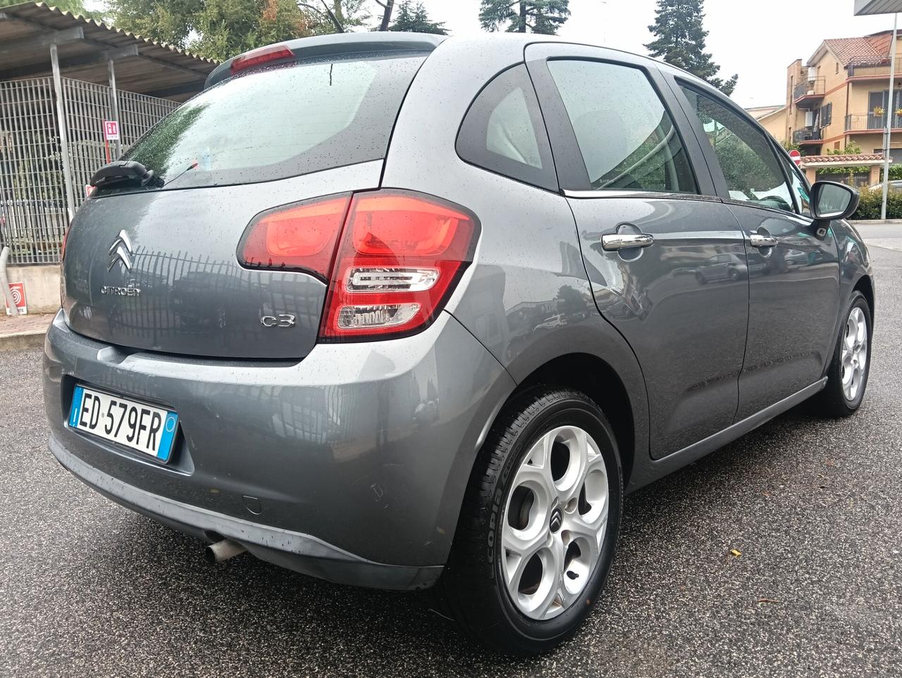 Citroen C3 1.1 Exclusive GPL fino al 2023 uni proprietario