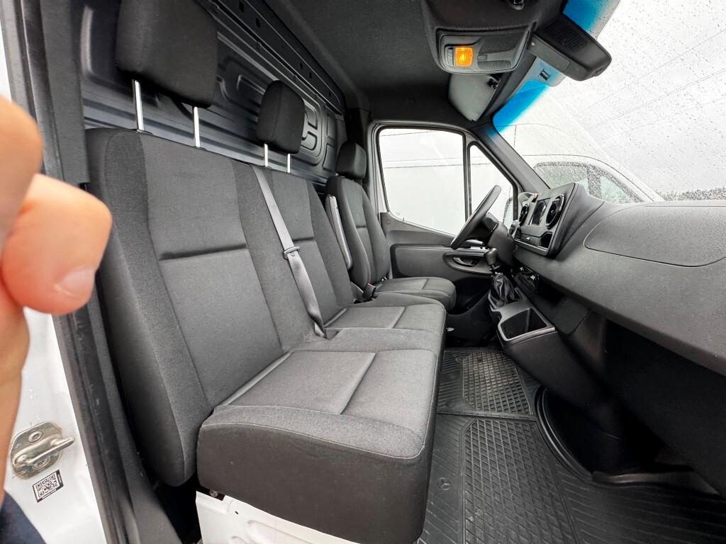 Mercedes-Benz Sprinter Cargo Van