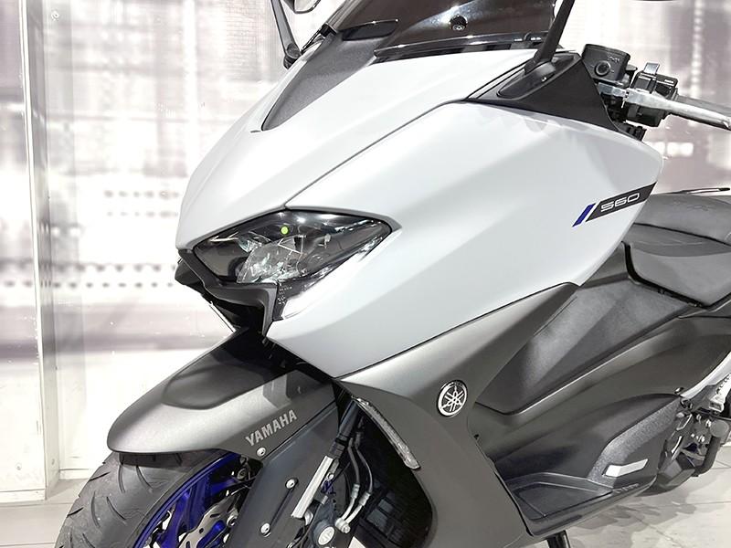 Yamaha TMax 560