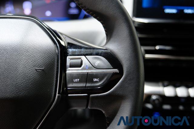 PEUGEOT 3008 PURETECH TURBO 130 S&S ALLURE PACK FARI LED