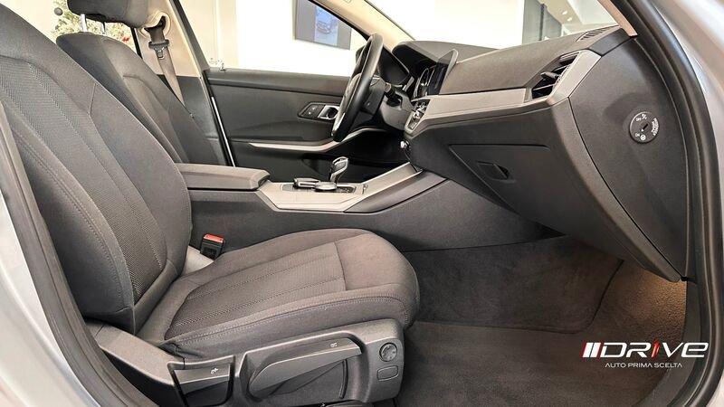 BMW Serie 3 320d xDrive Touring Business Advantage