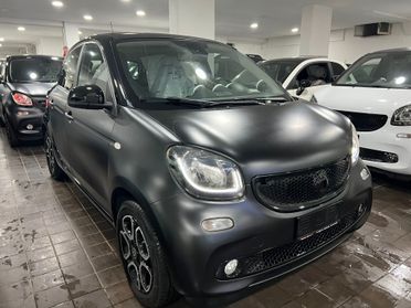 NUOVA SMART FORFOUR PRIME BLACK EDITION CABRIO 1.0 BENZ/GPL 71CV