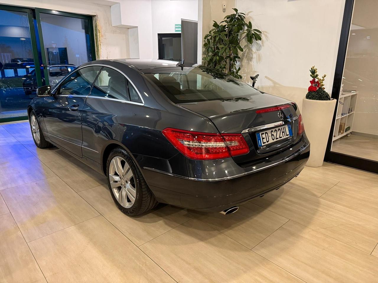 Mercedes-benz E 350 CDI Coupé BlueEFFICIENCY Avantgarde