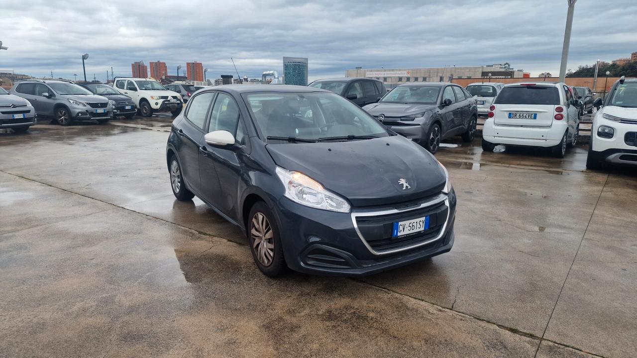 Peugeot 208 PureTech 82 5 porte Allure
