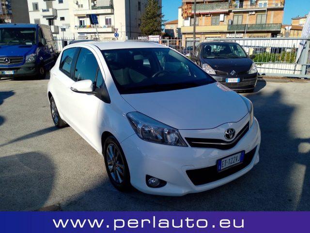 TOYOTA Yaris 1.4 D-4D 5 porte Active