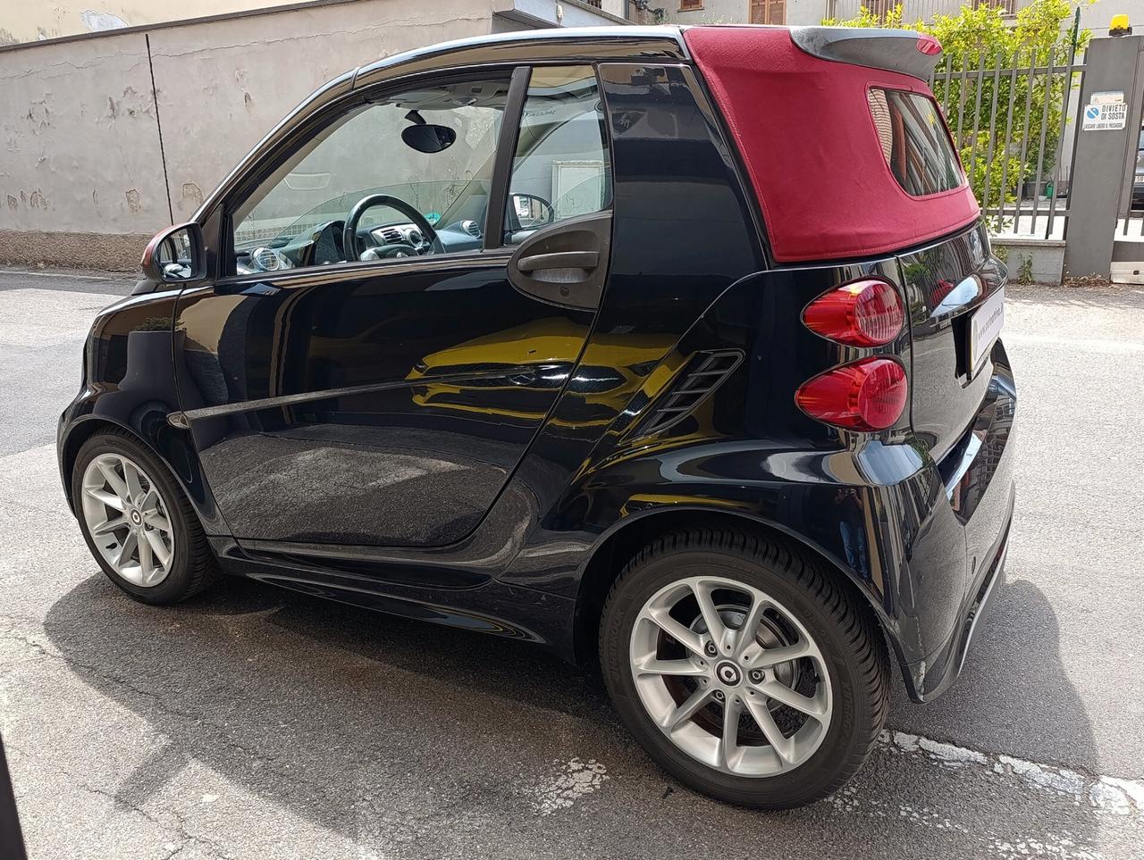 Smart ForTwo 1.0 71cv cabrio passion FL Capote Rossa