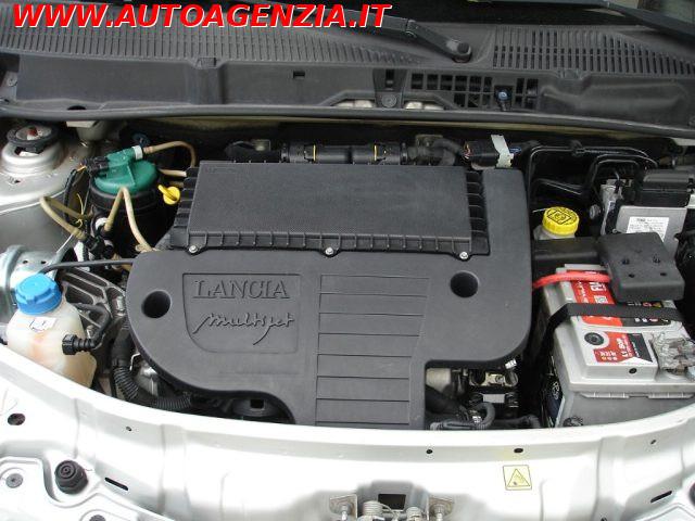 LANCIA Ypsilon 1.3 MJT 75 CV Oro