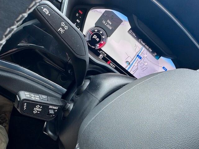 Audi Q3 40 2.0 tdi S line Quattro 200cv S-tronic