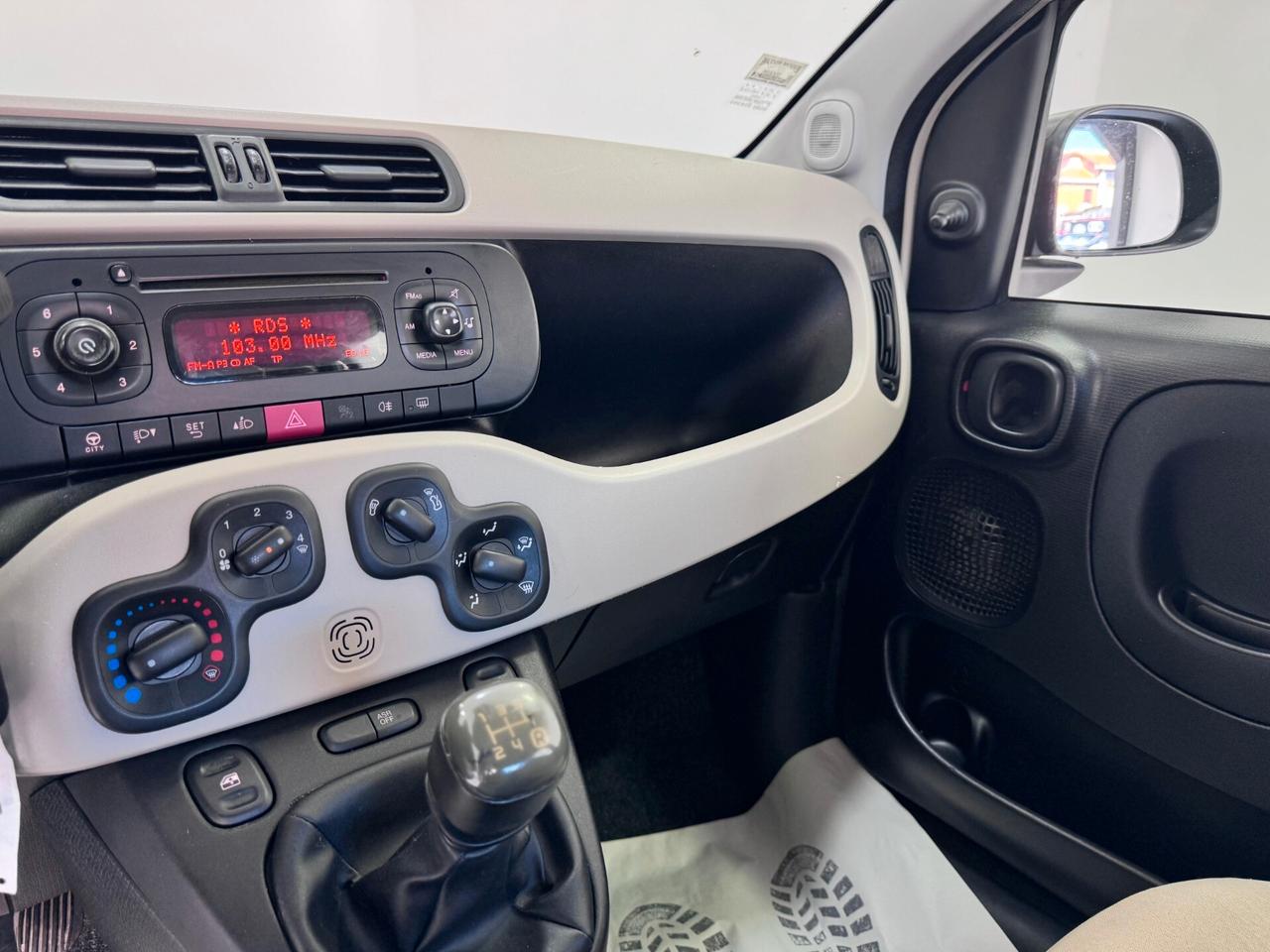Fiat Panda 1.2 Lounge-GARANTITA-CITY CAR