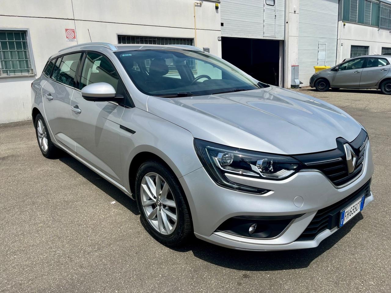 Renault Megane sw 1.2benzina 2017 135.000km perfetta