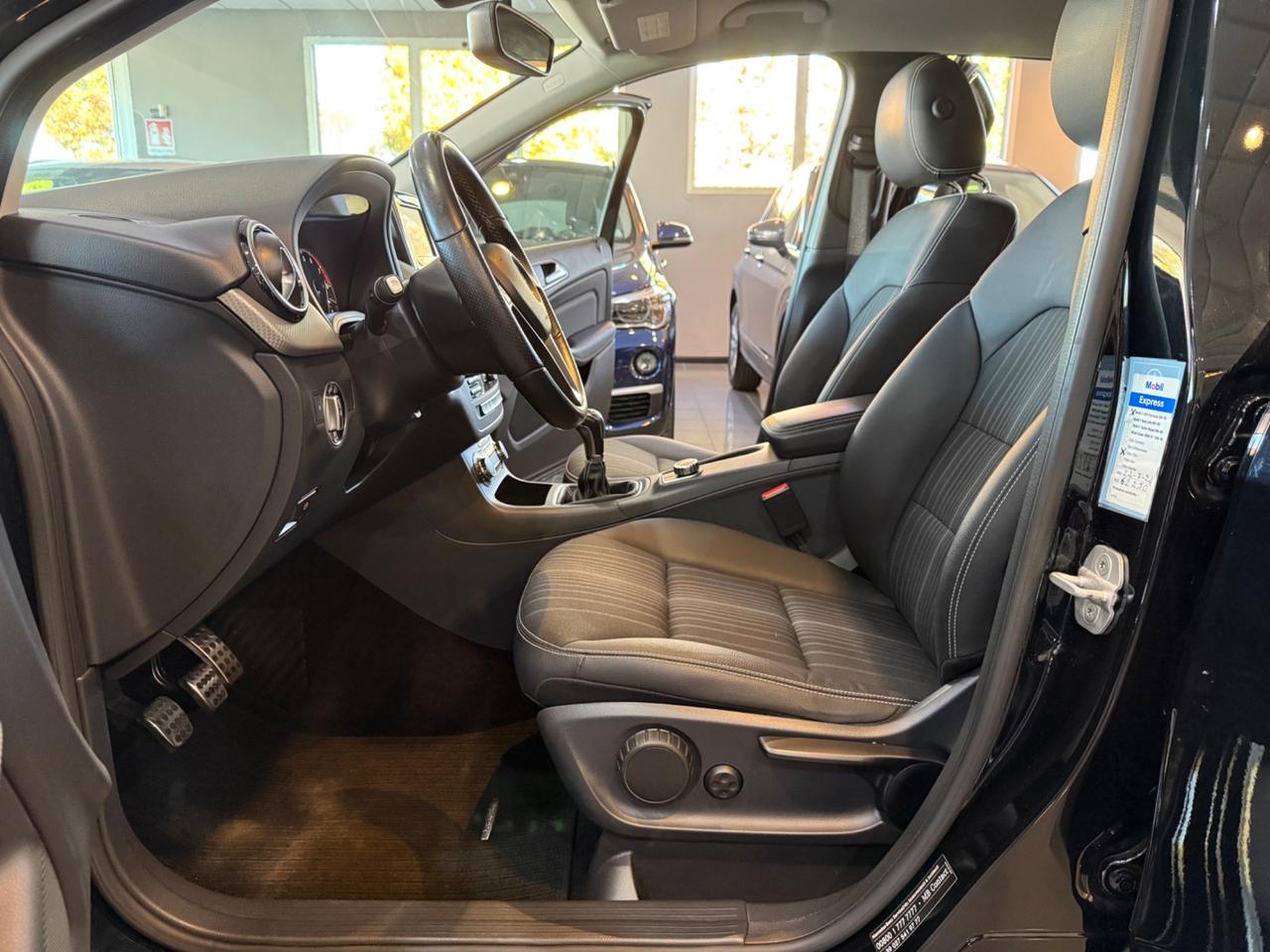 Mercedes-benz B 180 be Premium 72.000 KM! UNICO PROPRIETARIO!