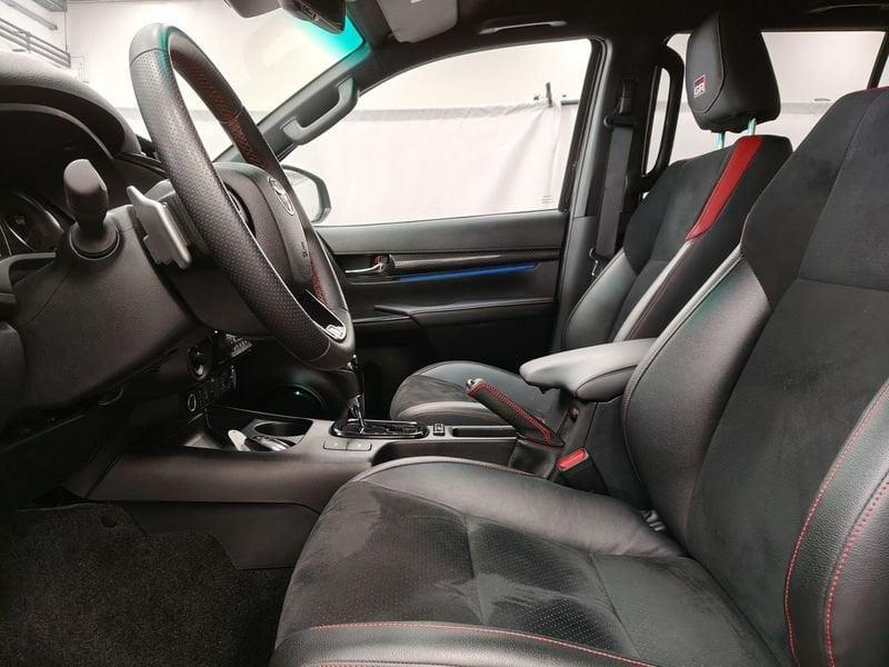 Toyota Hilux Hilux 2.8 D-4D A/T 4WD 4 porte Double Cab GR SPORT