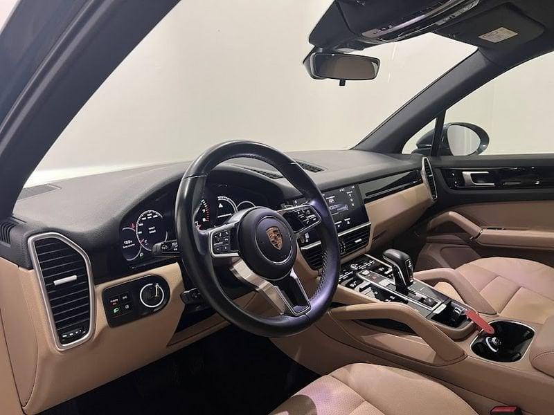 Porsche Cayenne 3.0 V6