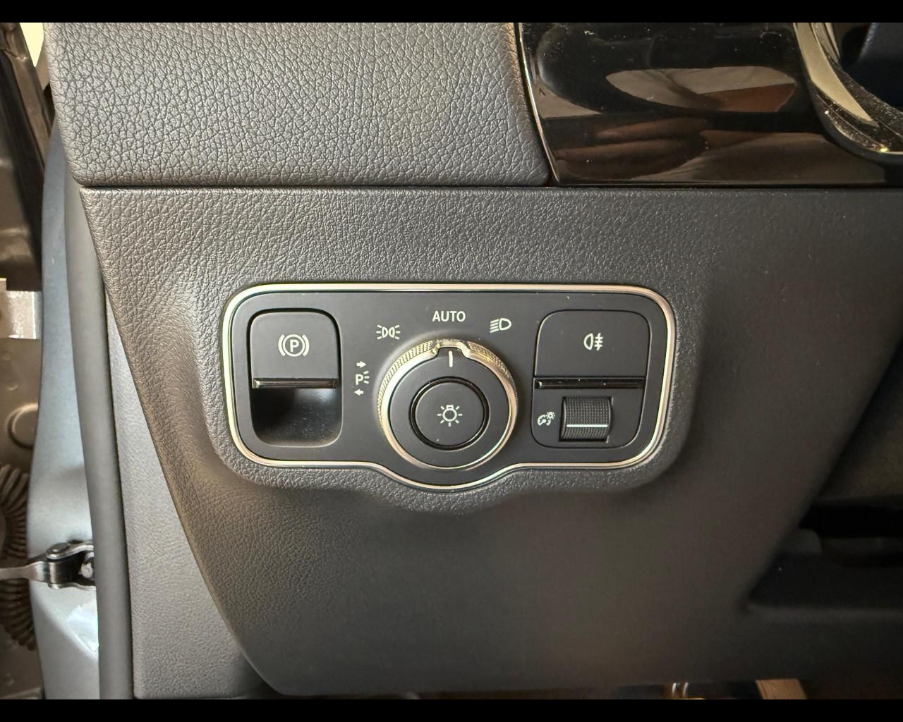 Mercedes-Benz GLA (H247) - GLA 200 d Automatic Sport Plus