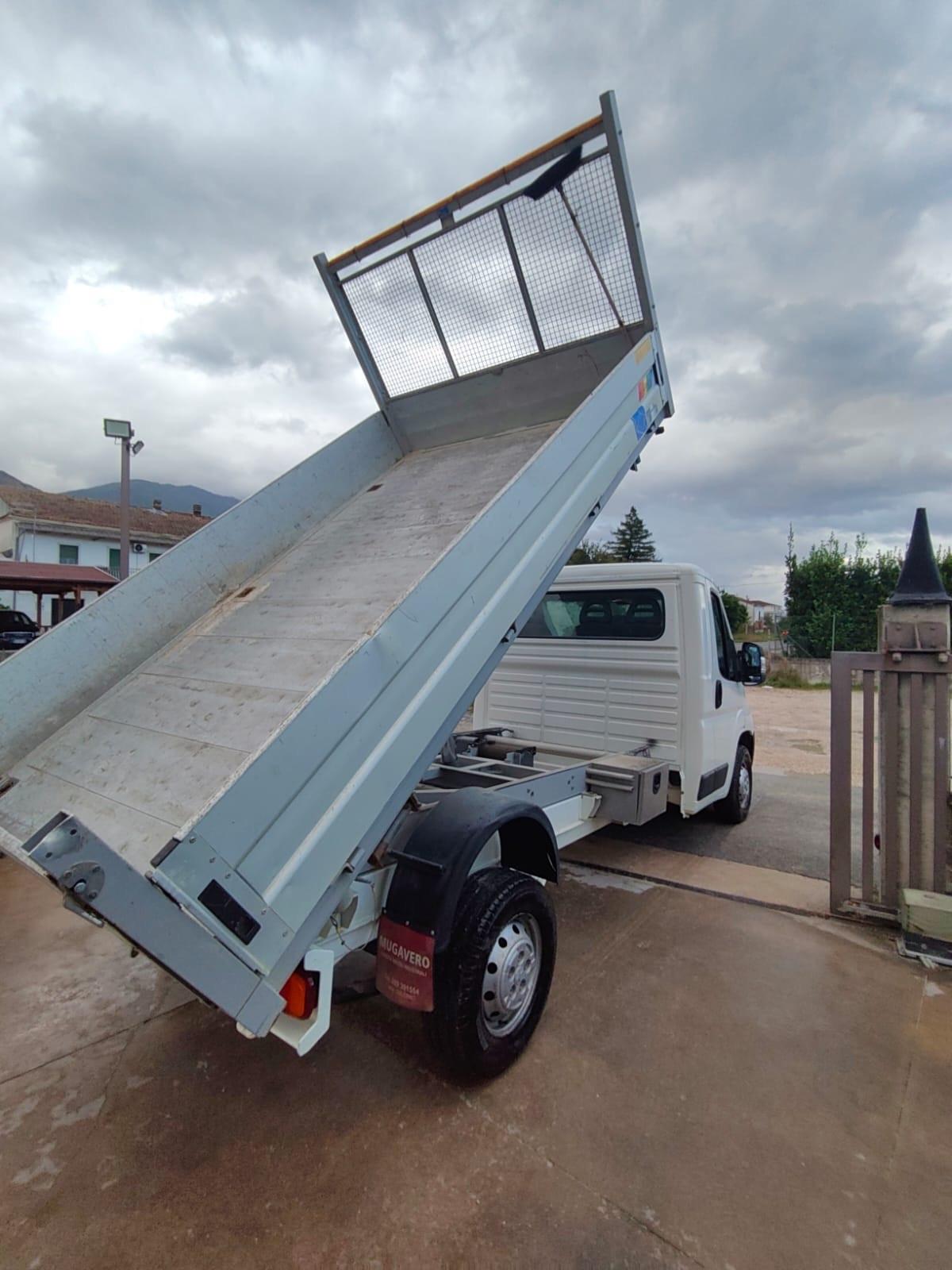 Peugeot Boxer 335 2.0 BlueHDi 130CV PM Cassonato Ribaltabile Tril.