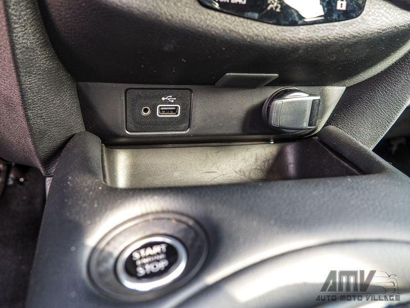 Nissan Juke 1.0 DIG-T 114 CV N-Connecta