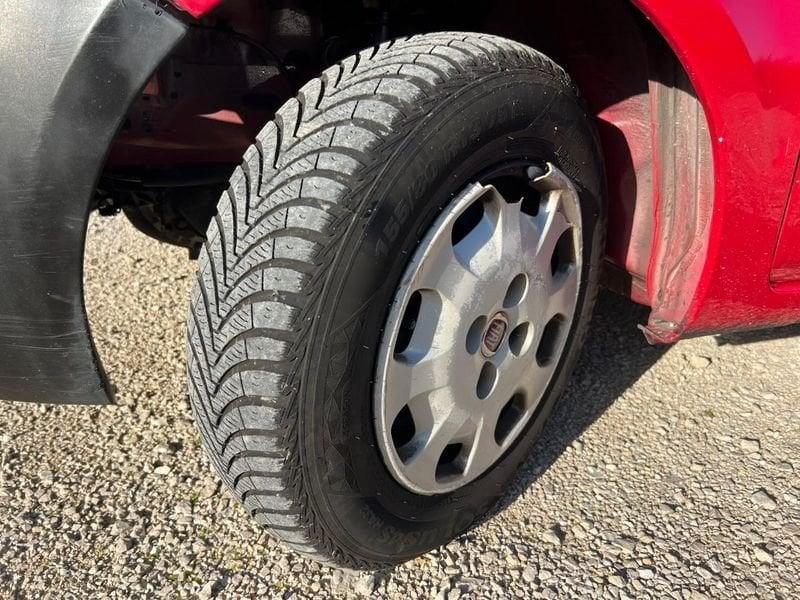 FIAT Panda Panda 1.2 Dynamic Euro 5 LEGGI