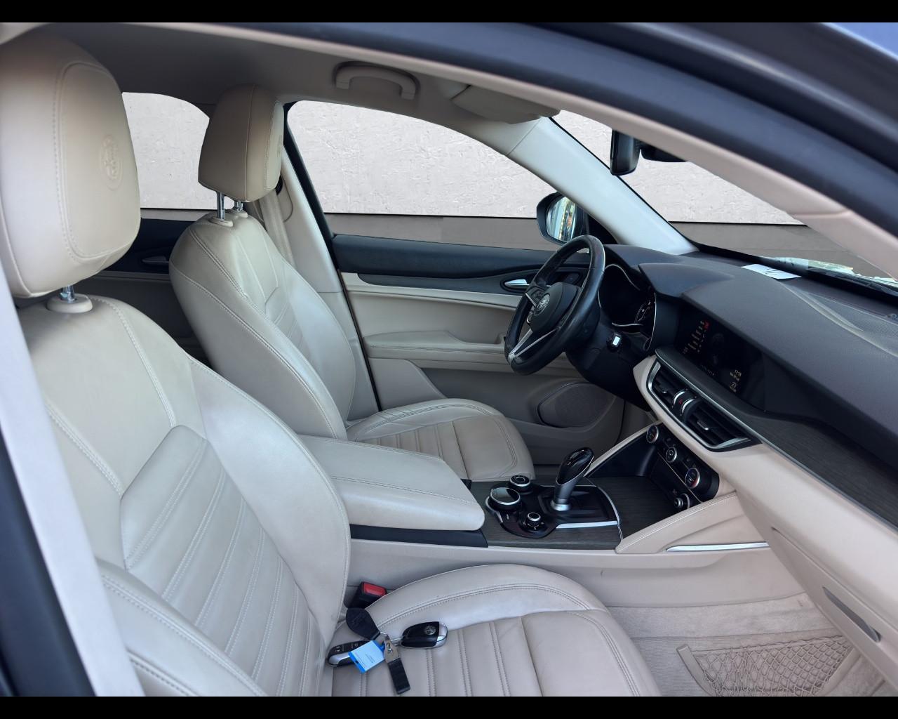 ALFA ROMEO Stelvio - Stelvio 2.2 Turbodiesel 210 CV AT8 Q4 Executive