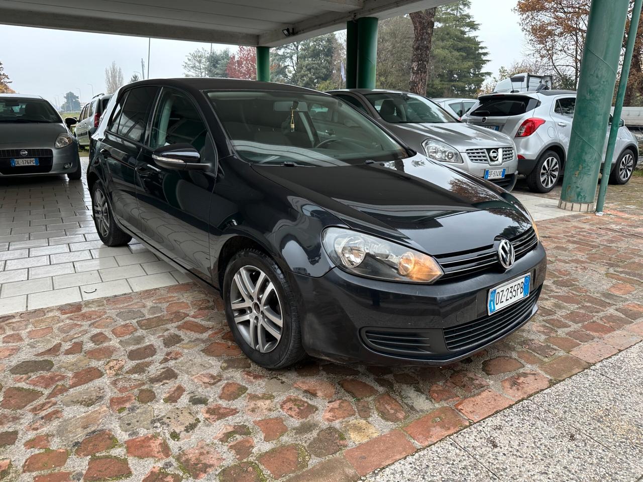 Volkswagen Golf 2.0 TDI 110CV (12 RATE)