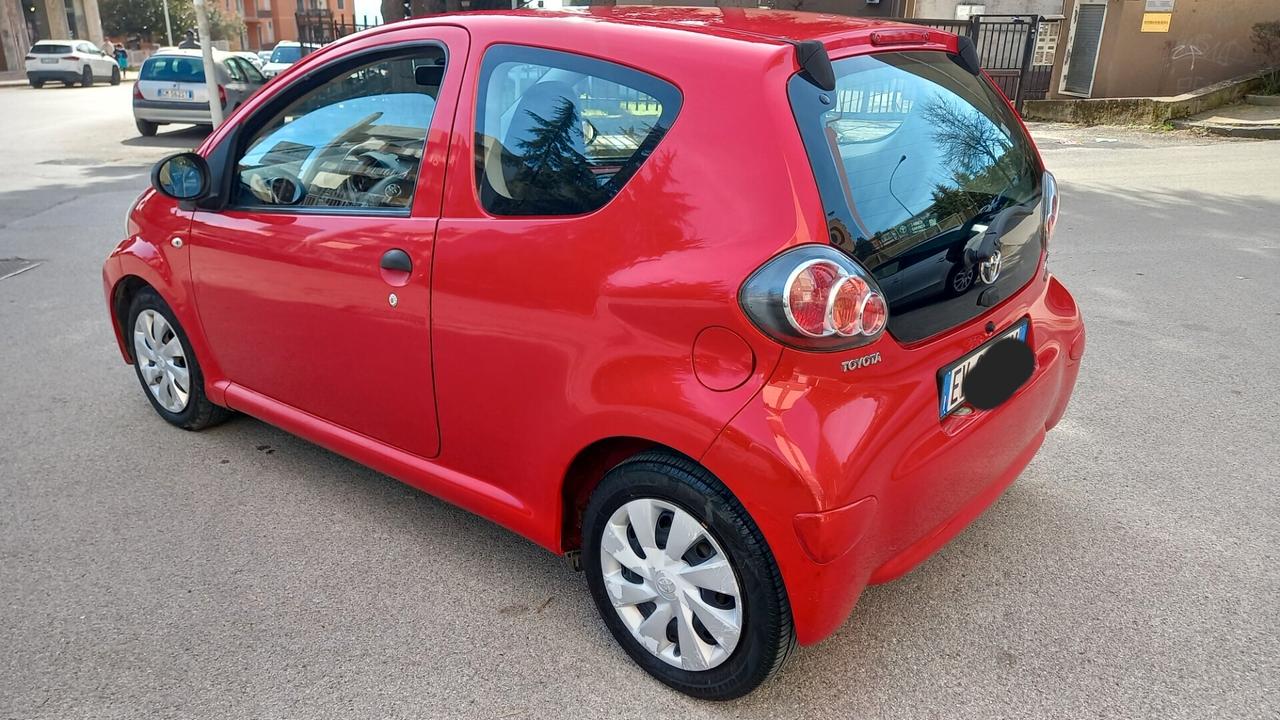 Toyota Aygo 1.0 12V VVT-i 3 porte Lounge Connect MMT