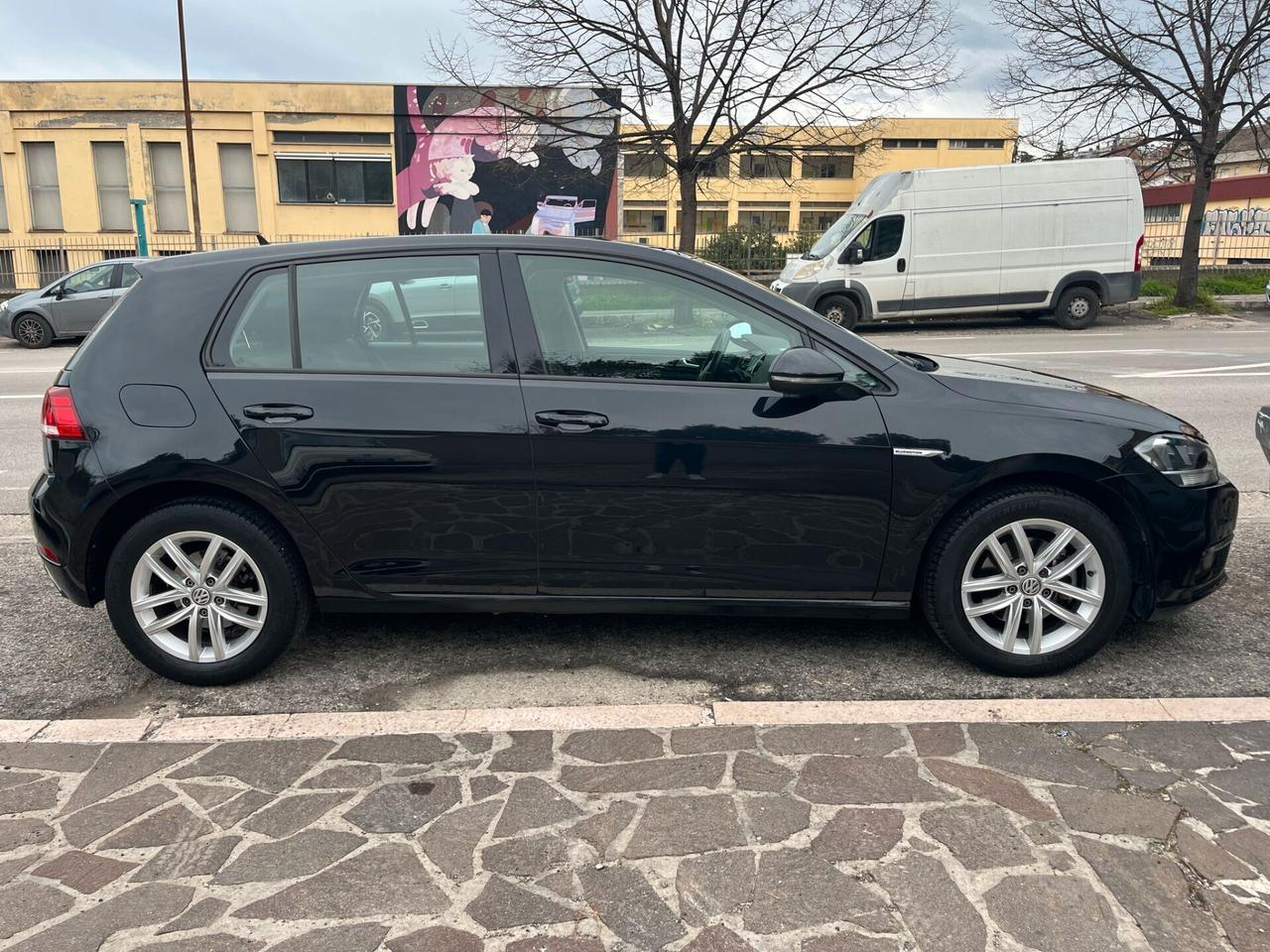 VOLKSWAGEN GOLF VII 1,4 TGI 110 CV EXECUTIVE 5P