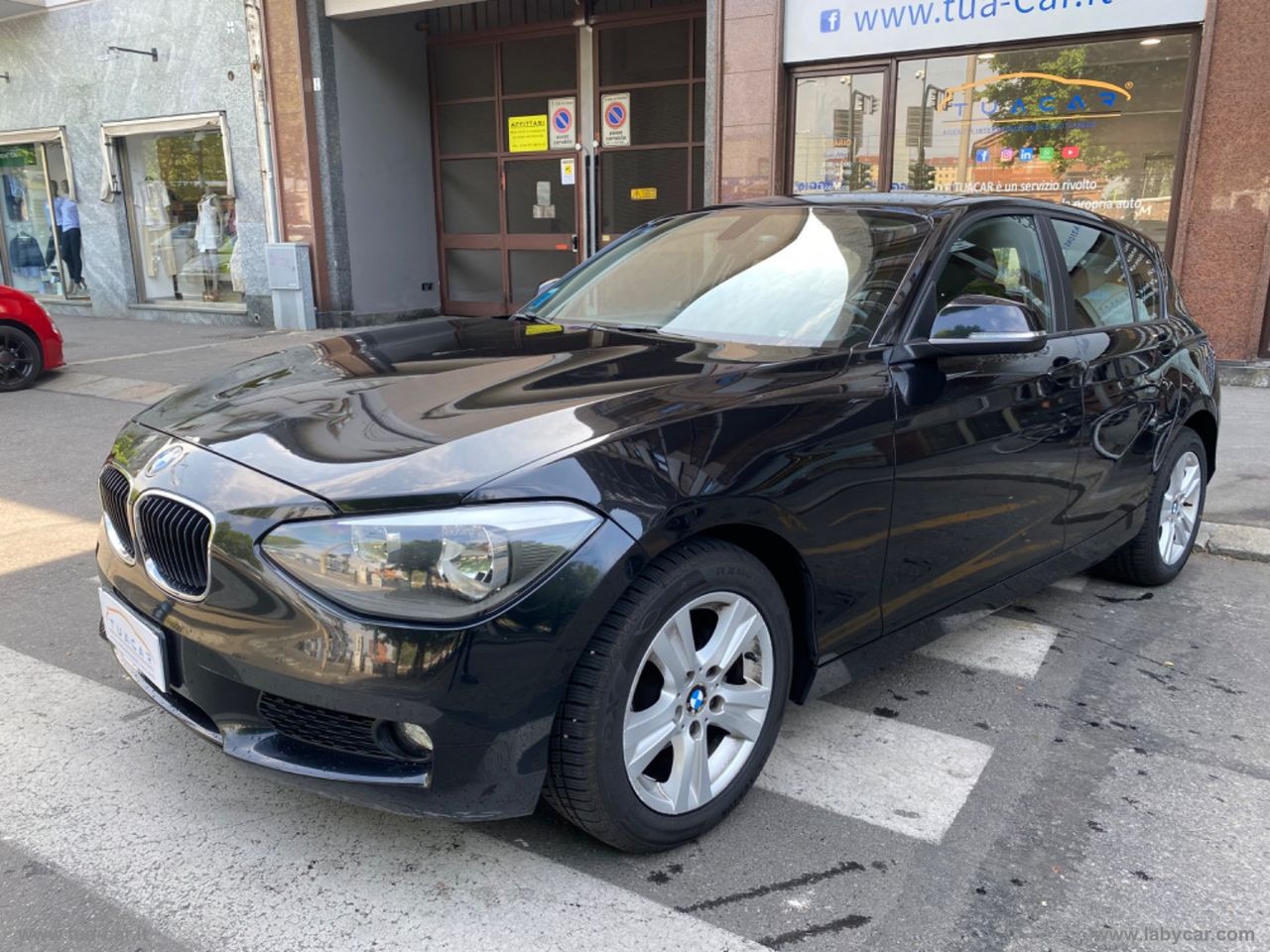 BMW 118d 5p. Unique