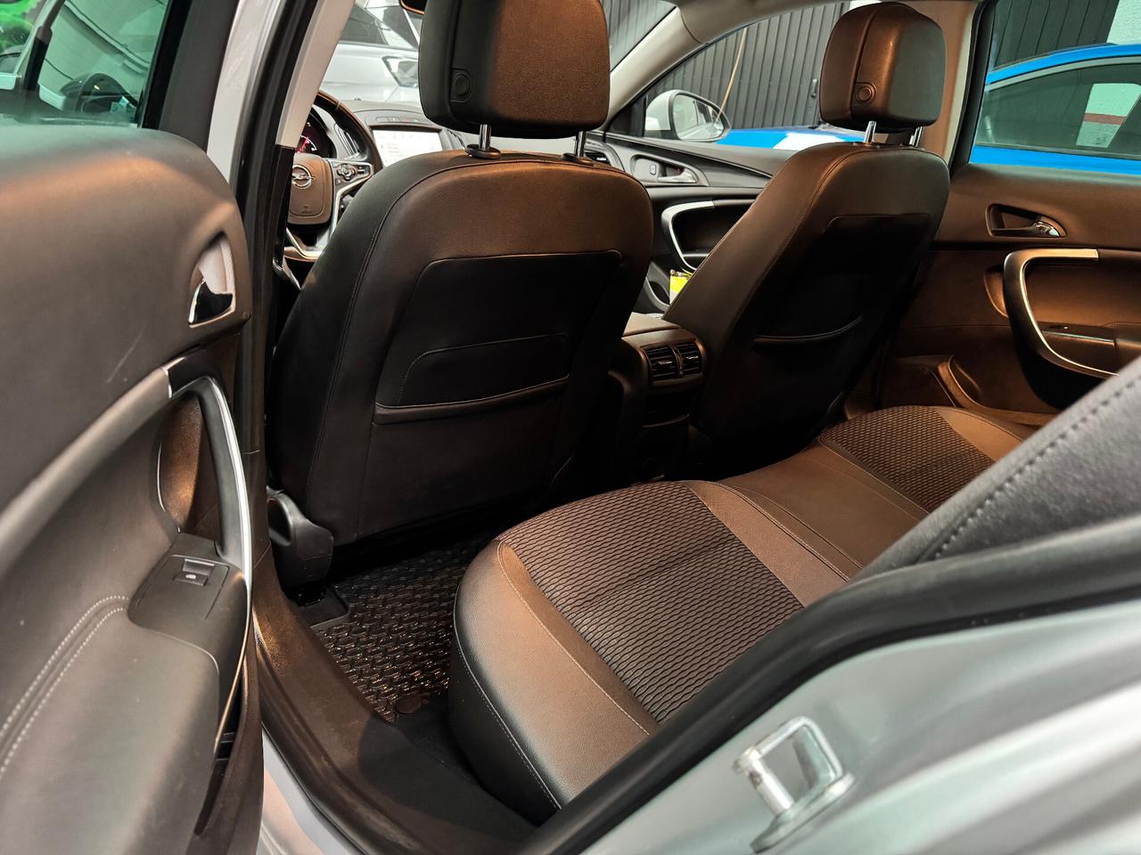 Opel Insignia Tourer 1.6 cdti Cosmo business 136cv at6