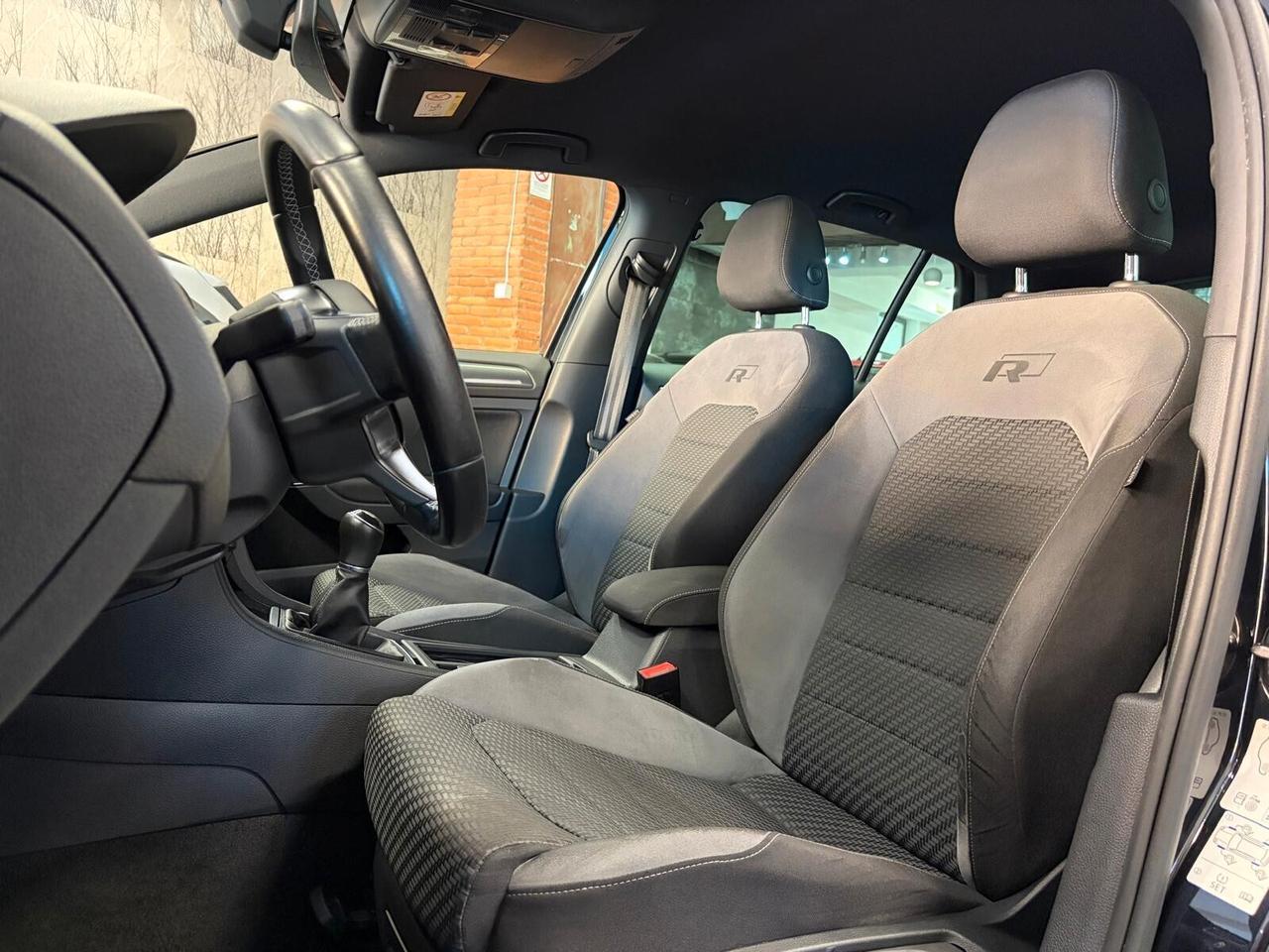 Volkswagen Golf 1.4 TSI 125 CV 5p. R-Line Highline BlueMotion Technology