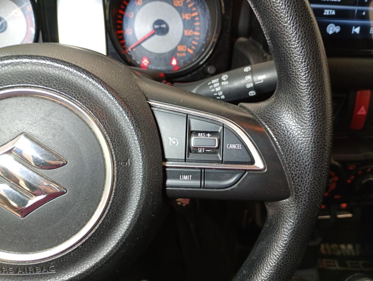Suzuki Jimny 1.5 5MT PRO (N1)