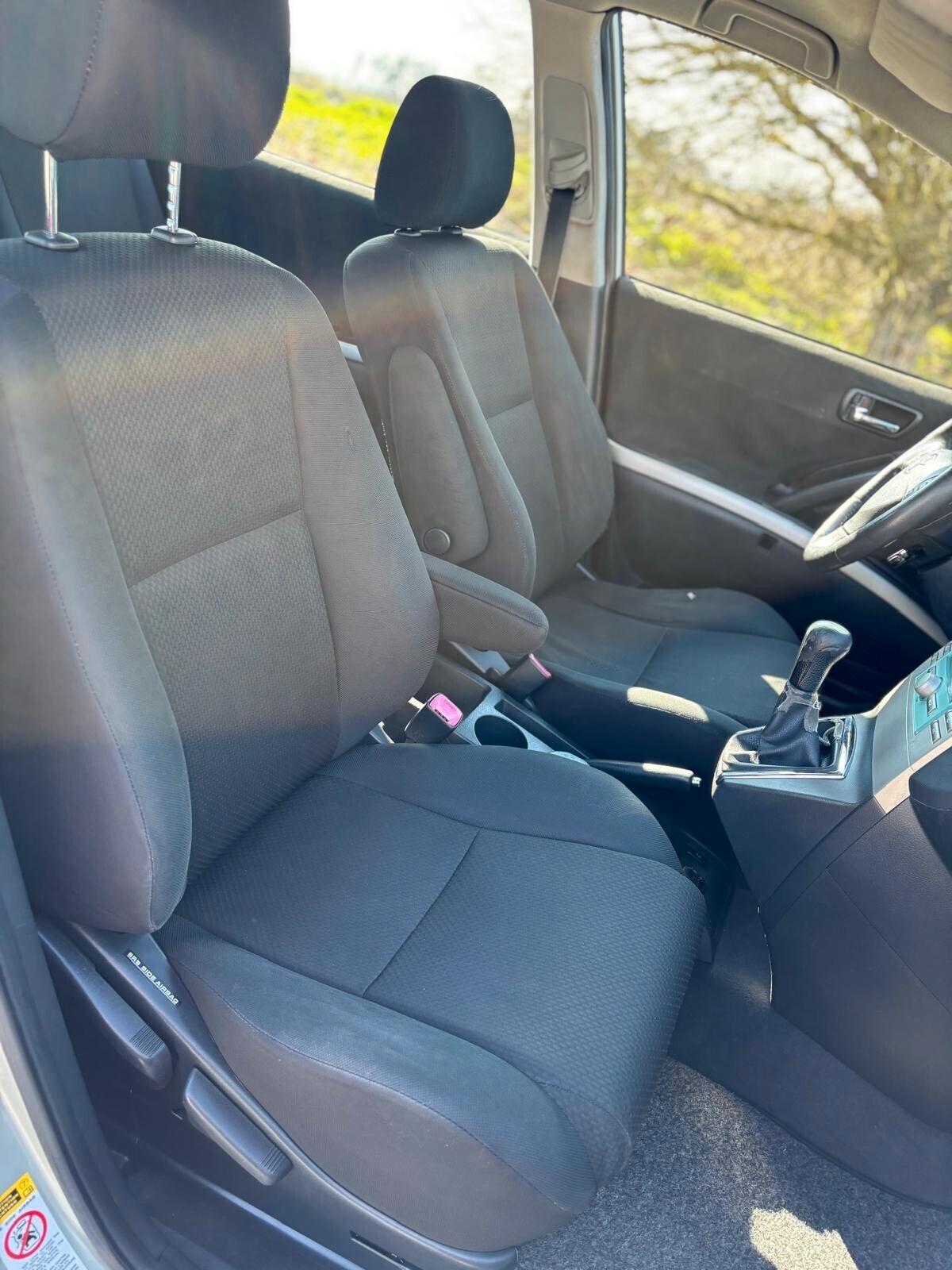 Toyota Corolla Verso 1.8 16V Sol 7 POSTI tagliandata sempre in concessionario toyota UNICO PROPRIETARIO