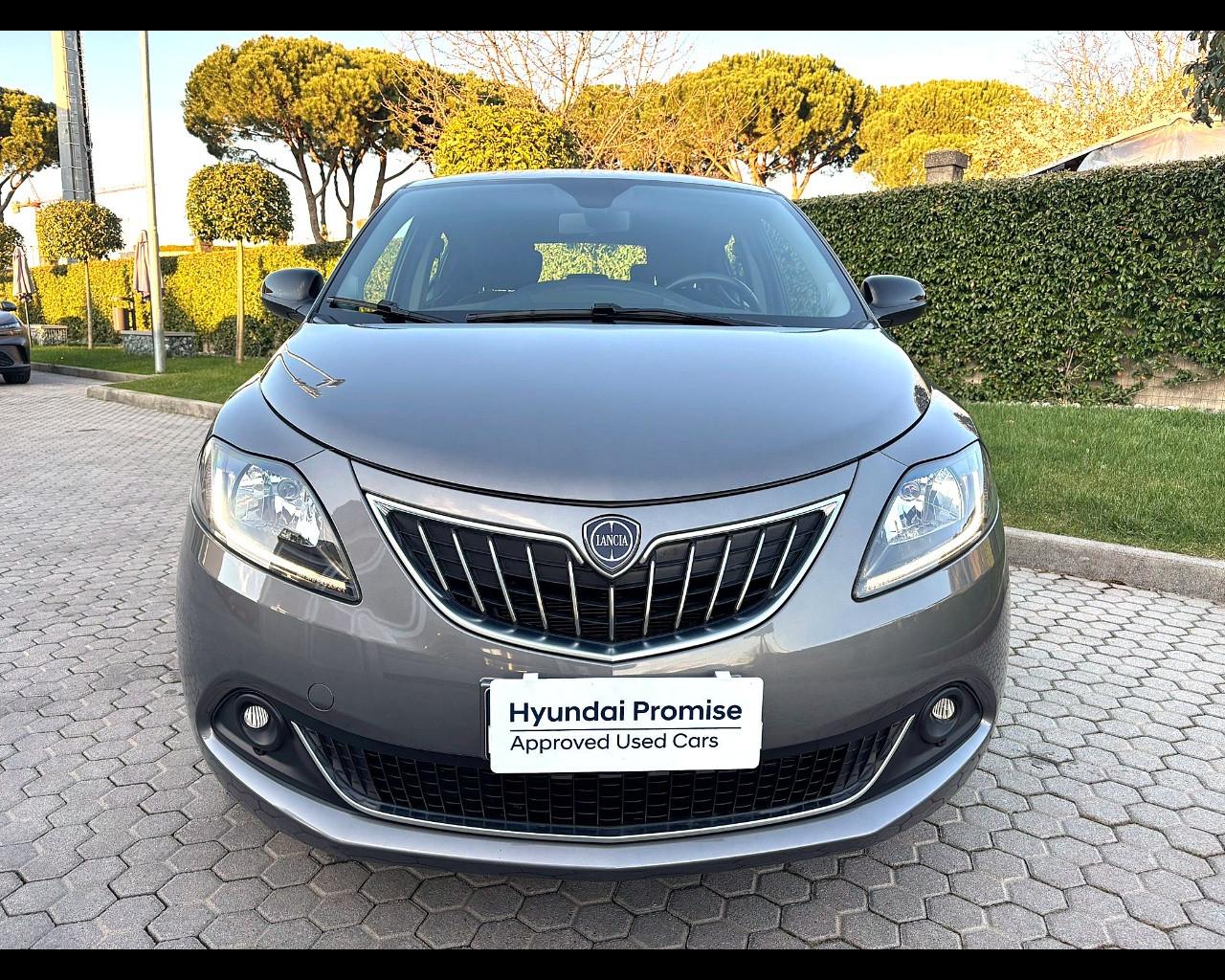 LANCIA Ypsilon III 2021 - Ypsilon 1.0 firefly hybrid Gold Plus s&s 70cv 5p.ti
