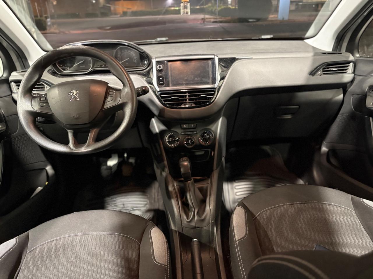 Peugeot 208 BlueHDi 75 5 porte Allure