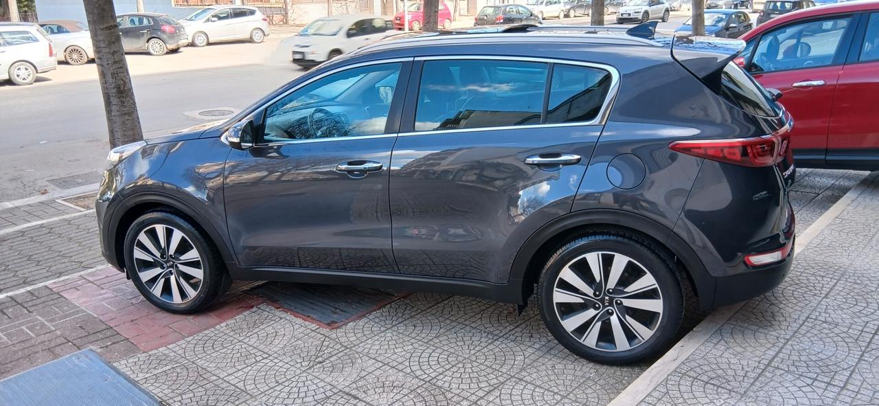 KIA SPORTAGE 1.7 CRDI 2WD GT LINE TETTO PELLE XSENO NAVI