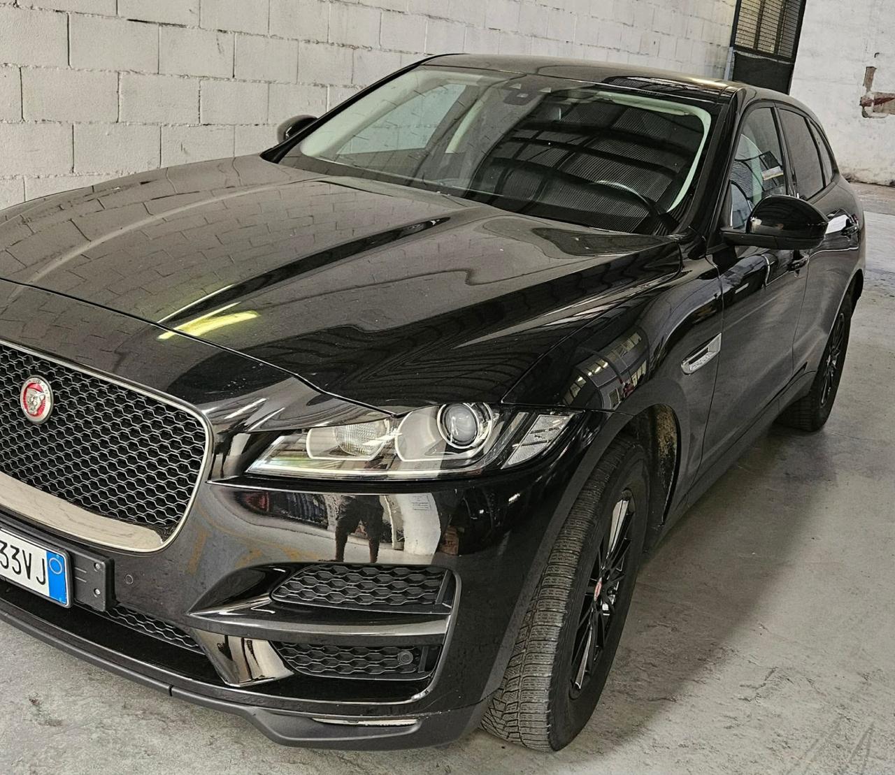 Jaguar F-Pace 2.0 D 180 CV AWD - 2017 euro6