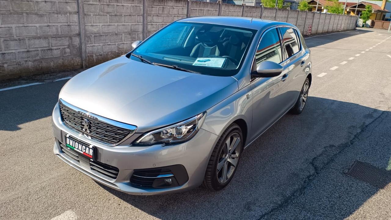Peugeot 308 PureTech Turbo 130 S&S EAT8 Tech Edition