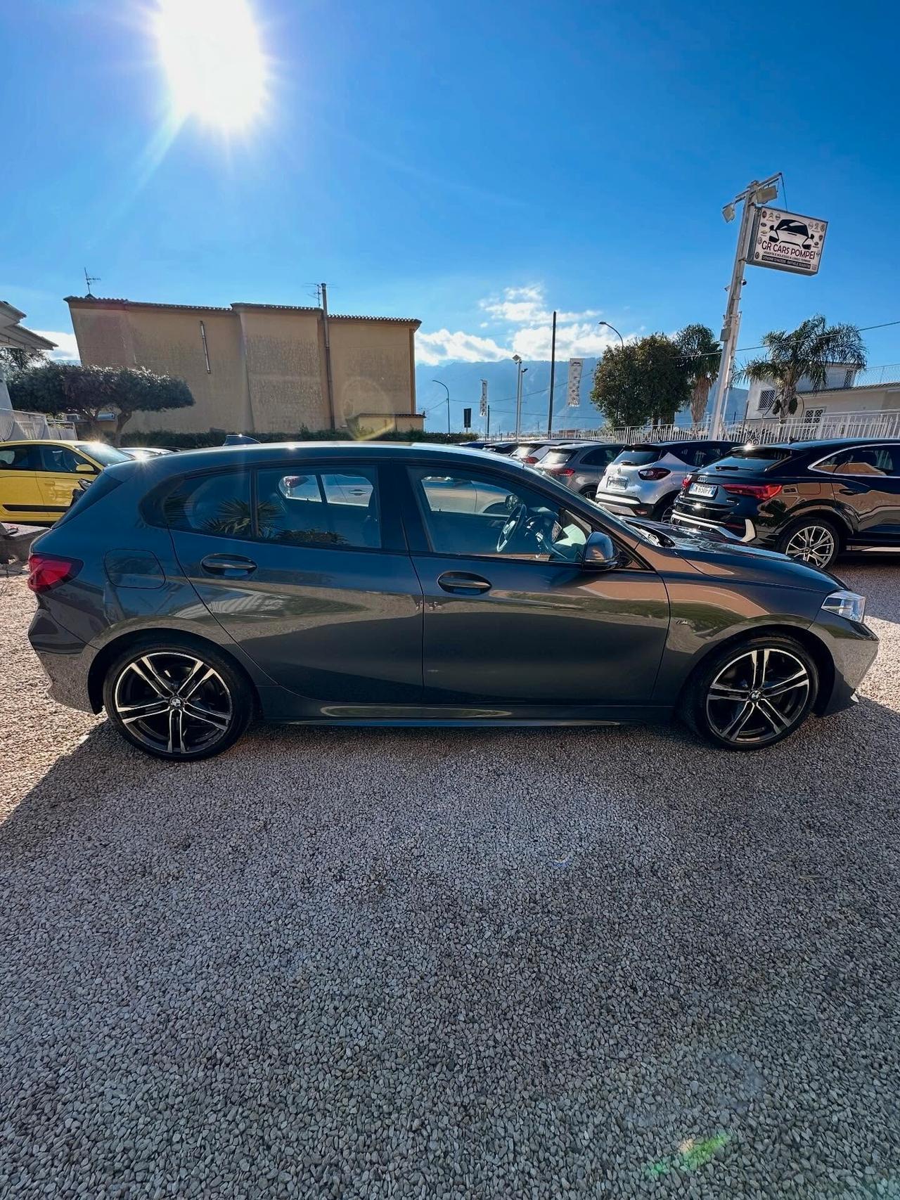 Bmw 116 116d 5p. Msport