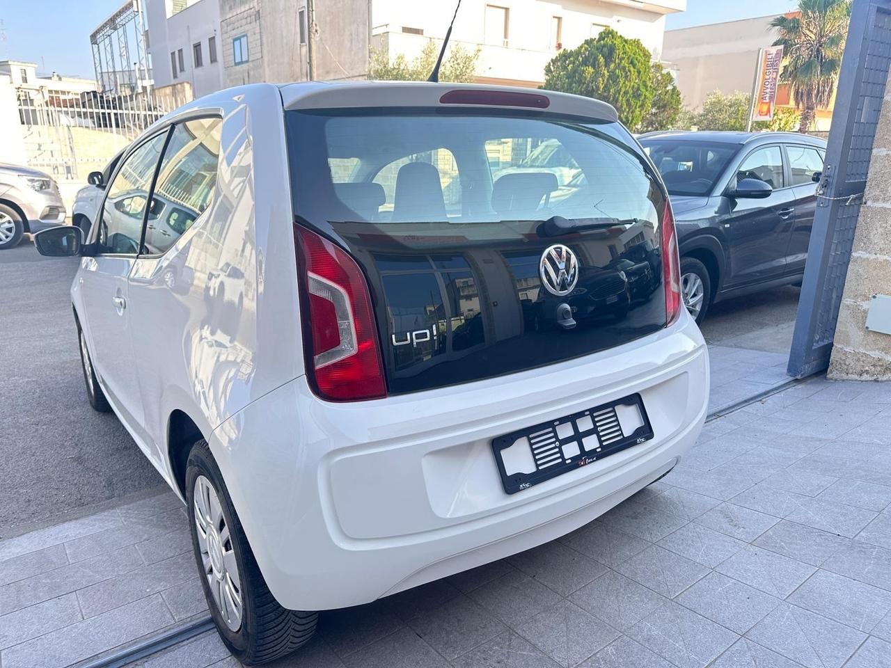 Volkswagen up 1.0 68 cv-2015-CLIMA