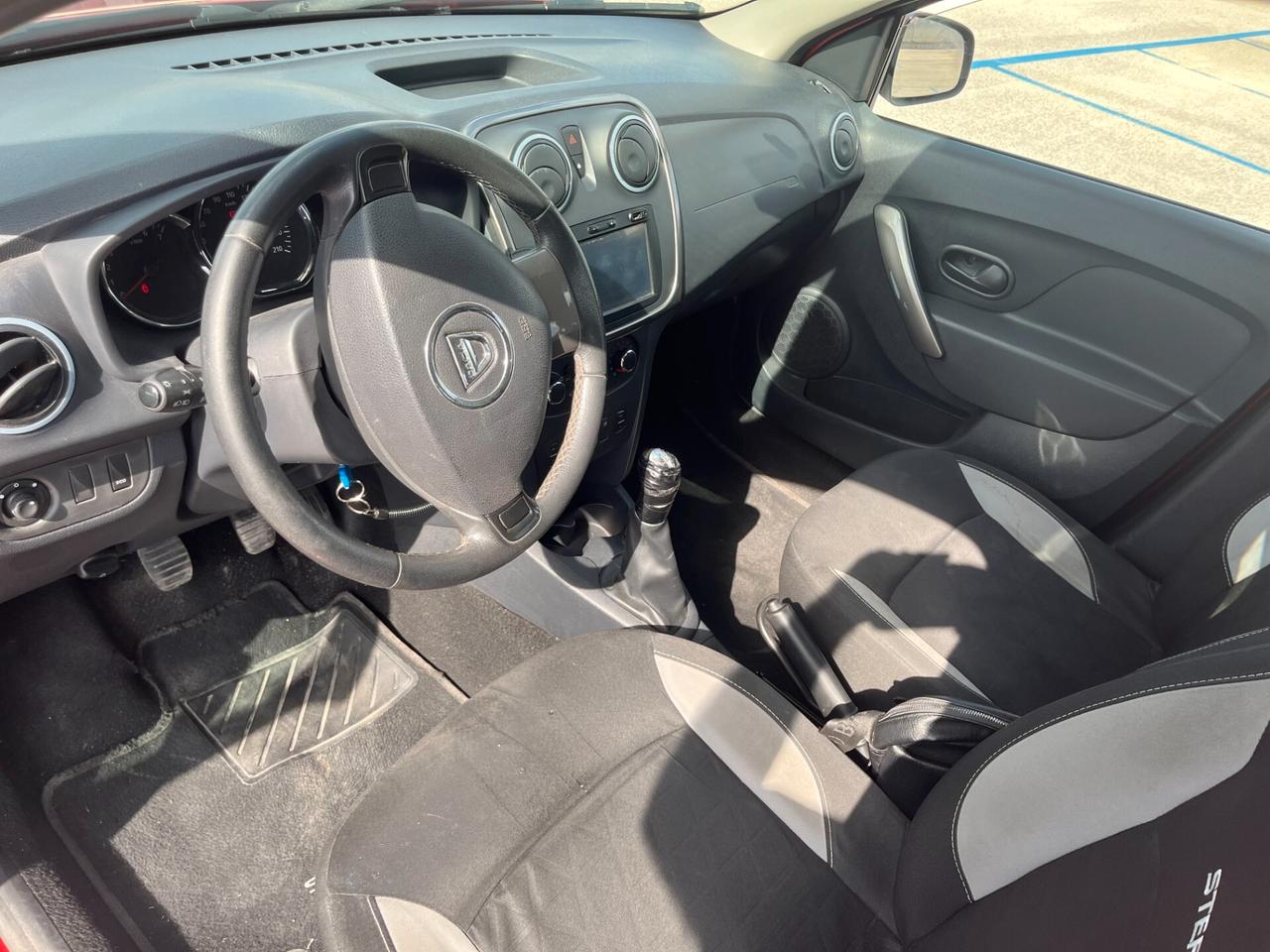 OTTIMA  Dacia Sandero SteapWay 1.5DCI 90CV Navi/Tauch/Usb/Aux