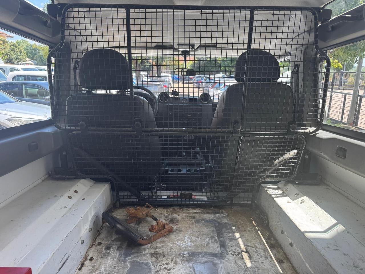 Land Rover Defender 90 2.2 TD4 Station Wagon SE N1