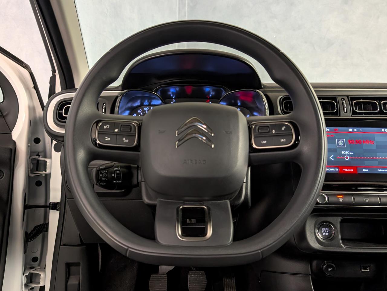 Citroen C3 1.2 puretech 83cv Shine