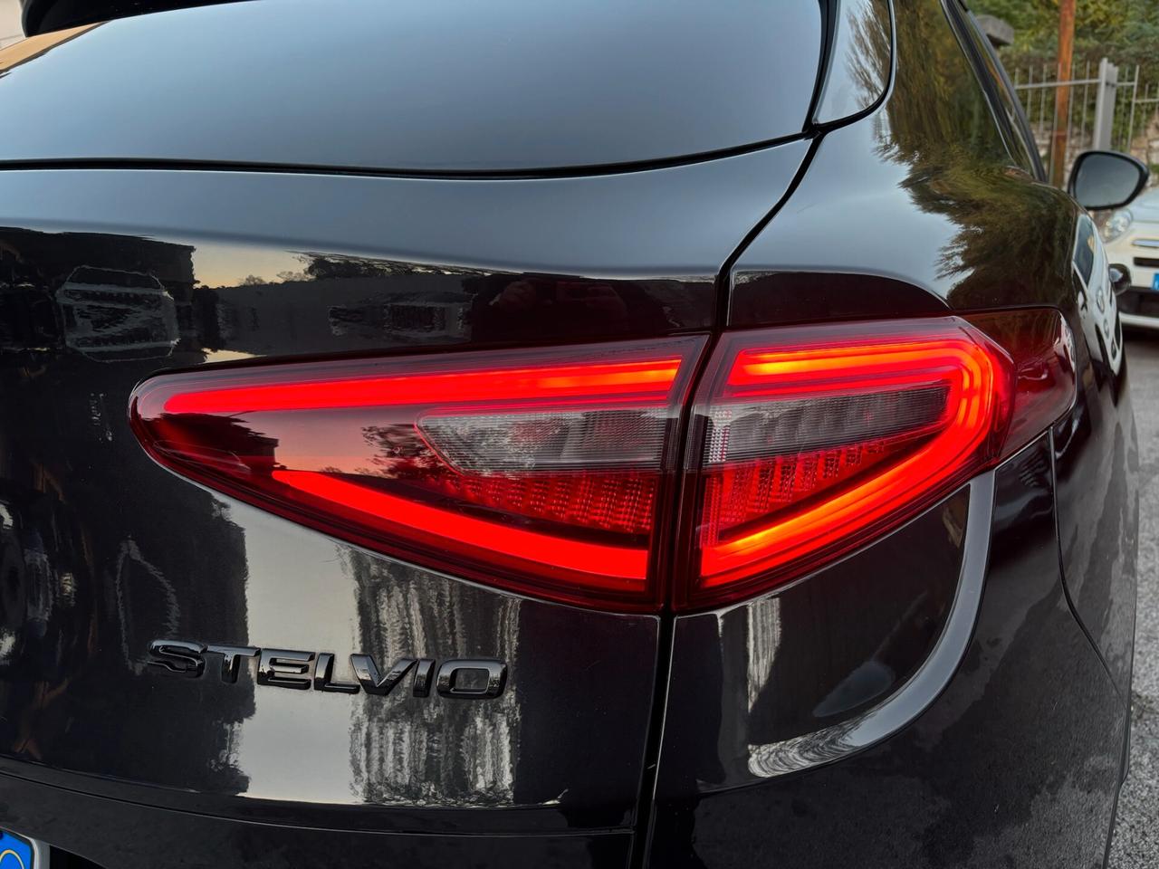 Alfa Romeo Stelvio 2.2 Turbodiesel 160 CV RWD FULL TETTO- PELLE - AT8