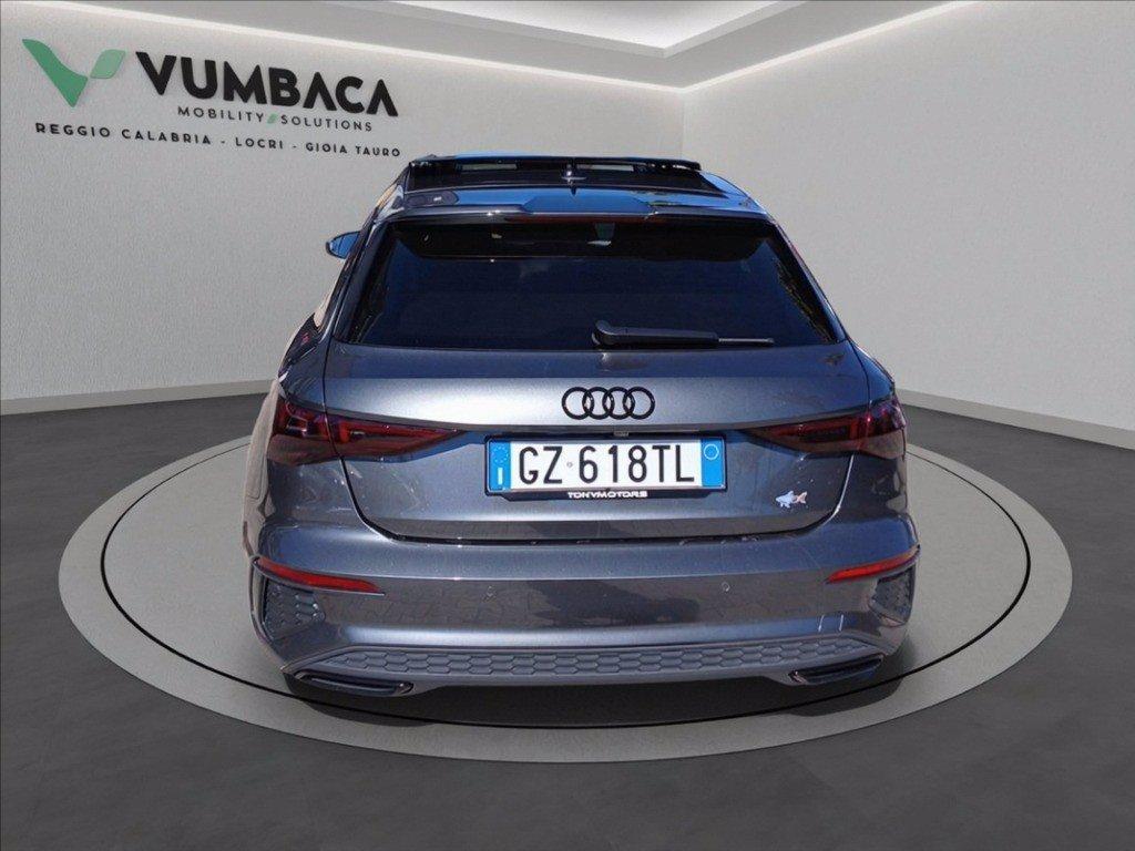 AUDI A3 Sportback 35 2.0 tdi Identity Black s-tronic del 2023