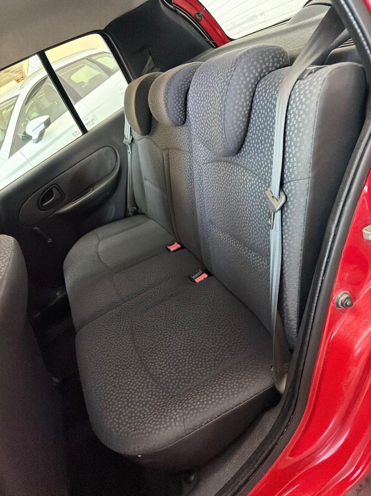 Renault Clio Storia 1.2 5 porte GPL Confort