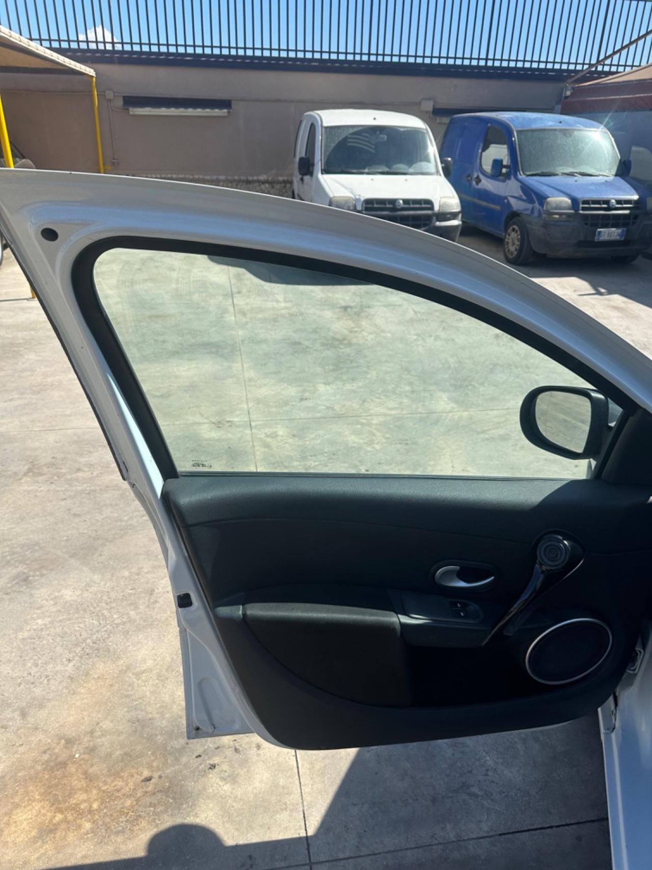 Renault Clio 1.5 dCi 75CV 5 porte Dynamique